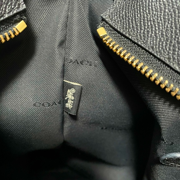 🖤Coach Shoulder Handbag🖤 - Picture 13 of 15
